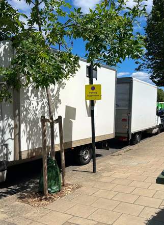 A Fastiya Logistics removals job in London — photo 7