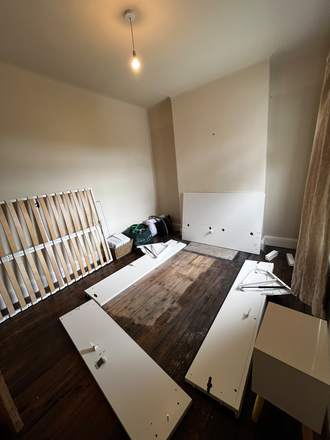 A Fastiya Logistics removals job in London — photo 42