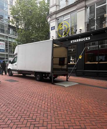A Fastiya Logistics removals job in London — photo 47