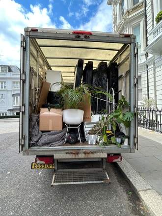 A Fastiya Logistics removals job in London — photo 52