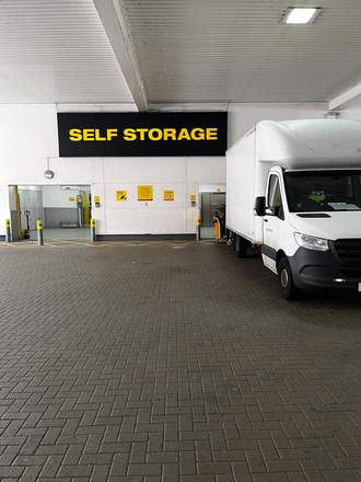 A Fastiya Logistics removals job in London — photo 72