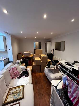 A Fastiya Logistics removals job in London — photo 97